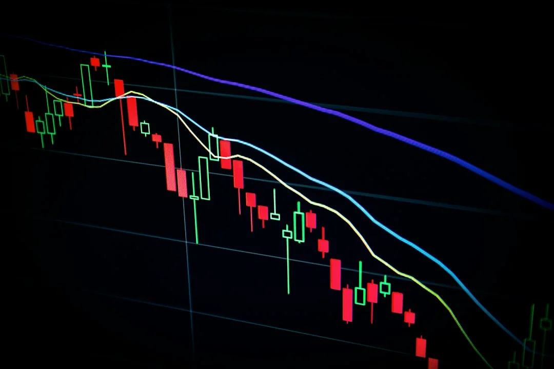 How Spread and Liquidity Affect Scalping Performance: A Trader's Guide — Photo by Maxim Hopman on Unsplash